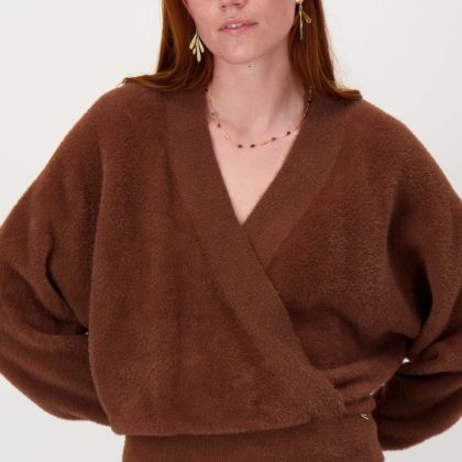 ZUSS WIKKEL TRUI IN FLUFFY GAREN MIDDEN BRUIN