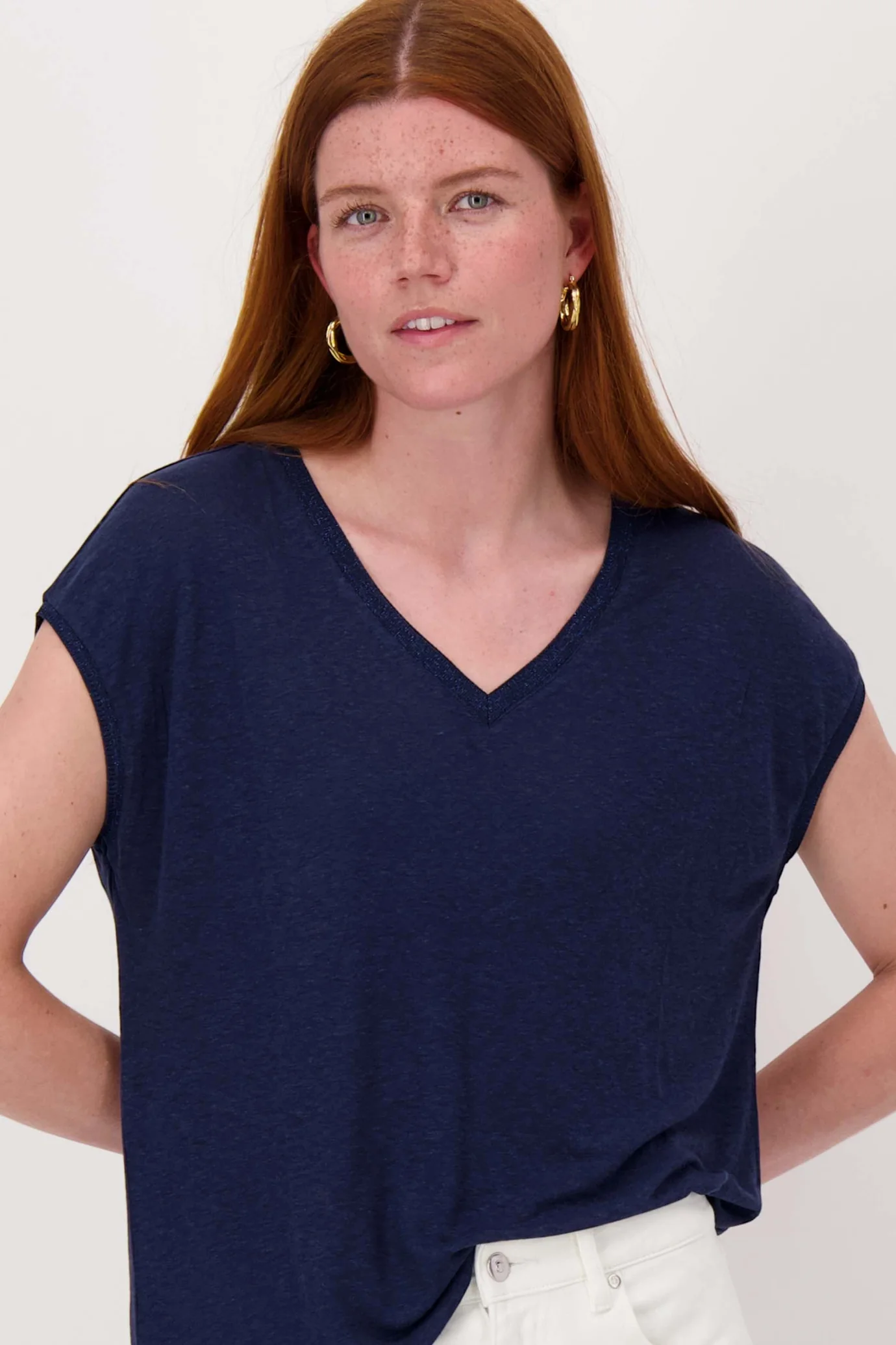 Zusss - V-Hals Top Lurex Boord - Summer Navy