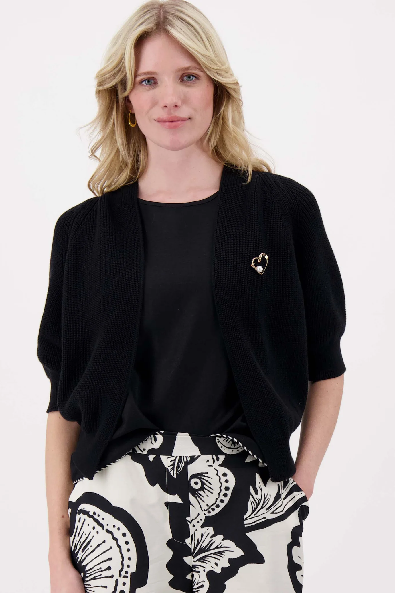 ZUSSS - vest met vleermuis mouwen met broche - BLACK - Afbeelding 2